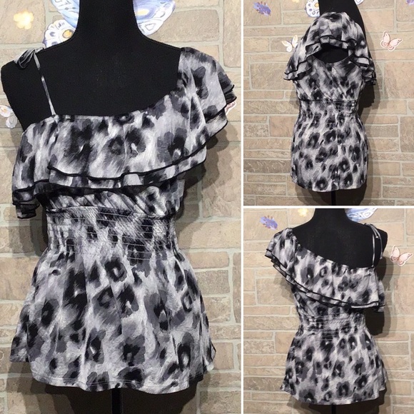 Sequin Hearts Tops - Sequin hearts - Sz S - one shoulder top super cute